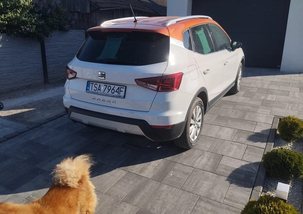 Seat Arona cena 60270 przebieg: 160000, rok produkcji 2017 z Staszów małe 46